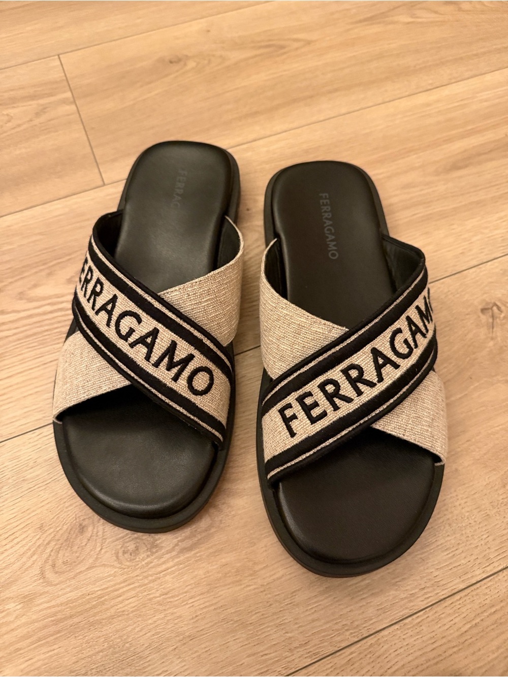 SALVATORE FERRAGAMO SANDALS
